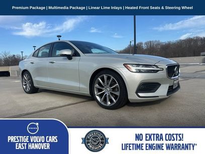 Used 2019 Volvo S60 T5 Momentum w/ Multimedia Package
