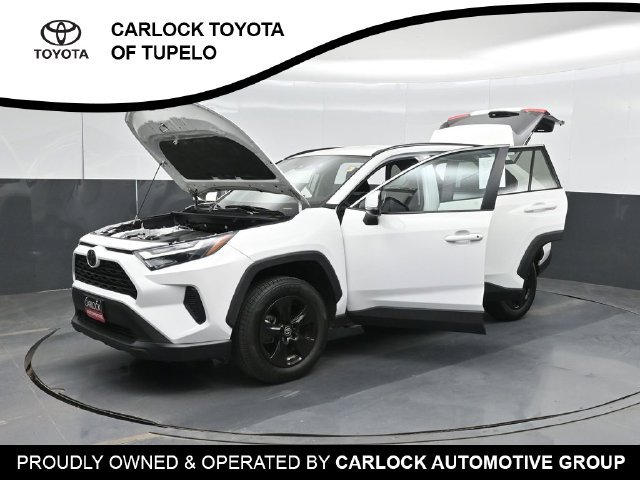 Used 2024 Toyota RAV4 XLE FWD image 54