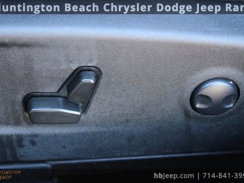 Used 2022 Dodge Charger GT image 31