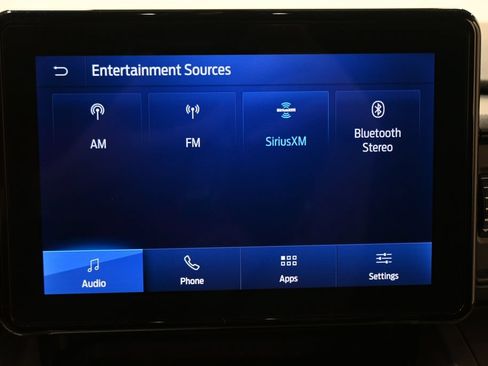 Used 2022 Ford Explorer XLT w/ Class IV Trailer Tow Package AWD/4WD image 35