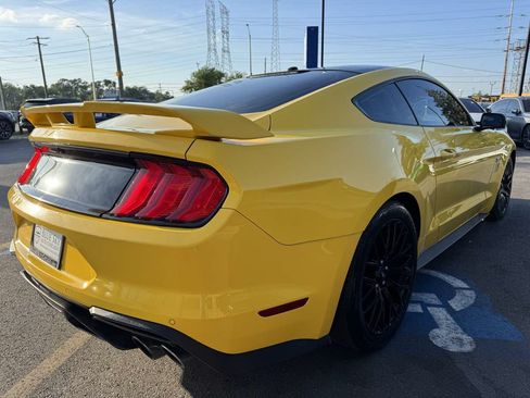Used 2018 Ford Mustang GT Premium w/ GT Performance Package RWD image 5