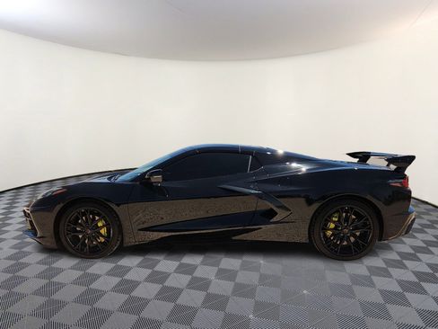 Used 2024 Chevrolet Corvette Stingray Preferred Conv w/ 2LT RWD image 2