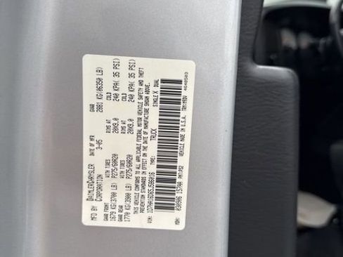 Used 2005 Dodge Ram 1500 Truck SLT w/ Daytona Edition Group image 27