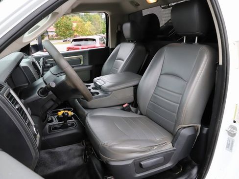 Used 2015 RAM 3500 Tradesman w/ Power & Remote Entry Group image 13