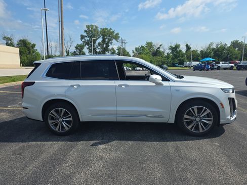 Used 2020 Cadillac XT6 Premium Luxury AWD/4WD image 3