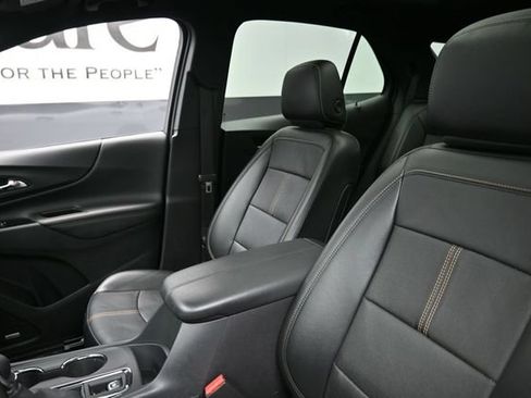 Used 2023 Chevrolet Equinox Premier FWD image 16