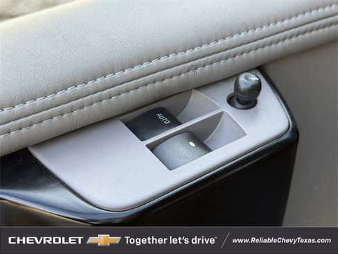 Used 2010 GMC Savana 2500 w/ Preferred Equipment Group image 31