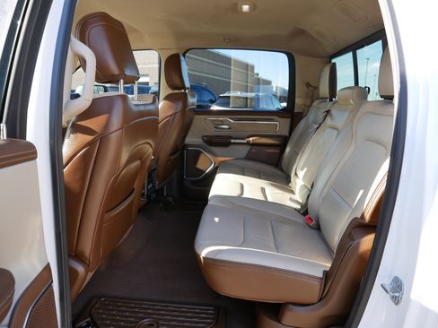 Used 2019 RAM 1500 Laramie image 34