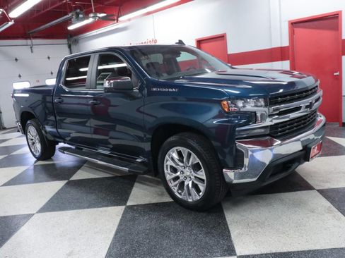 Used 2019 Chevrolet Silverado 1500 LT w/ All-Star Edition AWD/4WD image 3