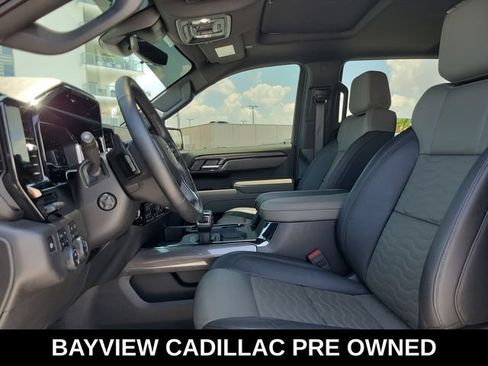 Used 2025 Chevrolet Silverado 1500 ZR2 w/ Technology Package AWD/4WD image 19