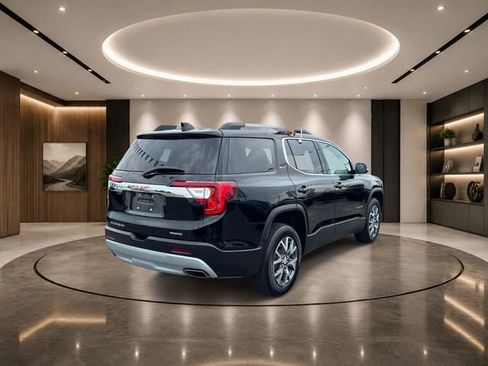 Used 2023 GMC Acadia SLT AWD/4WD image 6