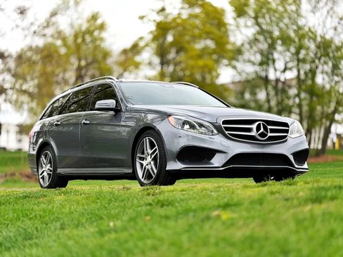 Used 2016 Mercedes-Benz E 350 4MATIC Wagon image 24