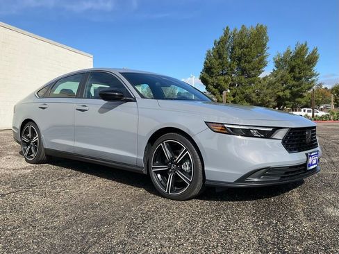 Used 2024 Honda Accord Sport image 49