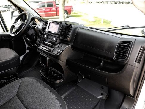 Used 2023 RAM ProMaster 3500 w/ Driver Convenience Group image 9