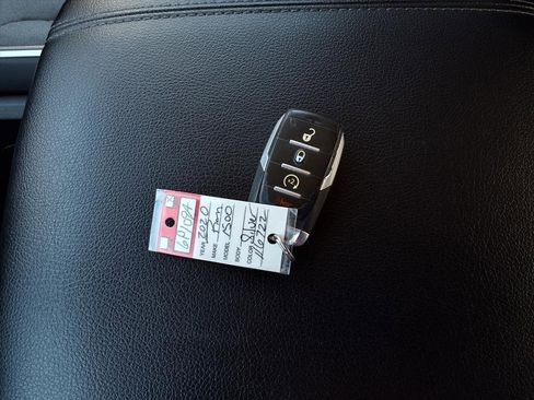 Used 2020 RAM 1500 Big Horn image 18