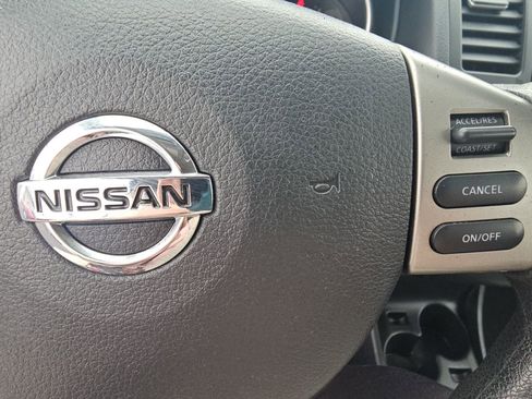 Used 2009 Nissan Versa 1.8 S w/ PWR Pkg FWD image 11