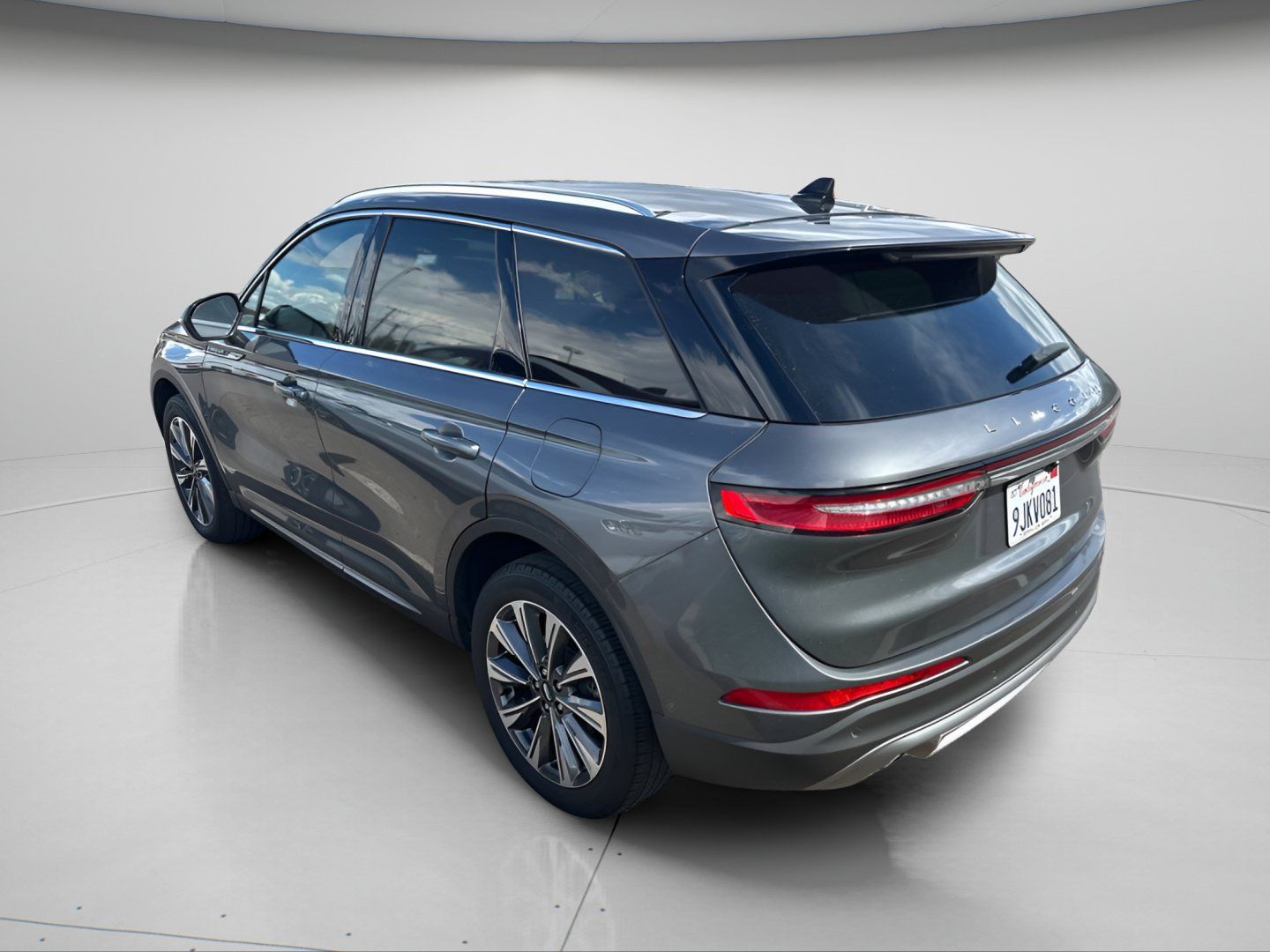 Used 2022 Lincoln Corsair Reserve w/ Equipment Group 201A AWD/4WD image 6