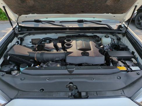 Used 2022 Toyota 4Runner Limited image 31