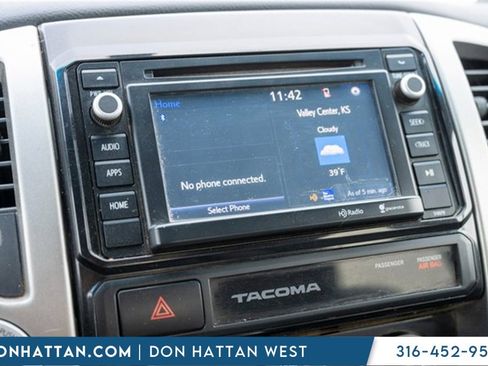 Used 2015 Toyota Tacoma 4x4 Double Cab image 9