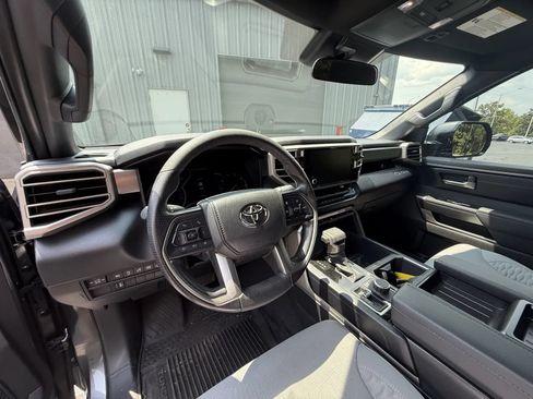 Used 2025 Toyota Tundra SR5 w/ SR5 Convenience Package AWD/4WD image 7