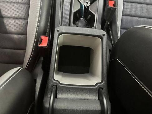 Certified 2023 Volkswagen Taos SEL AWD/4WD image 9