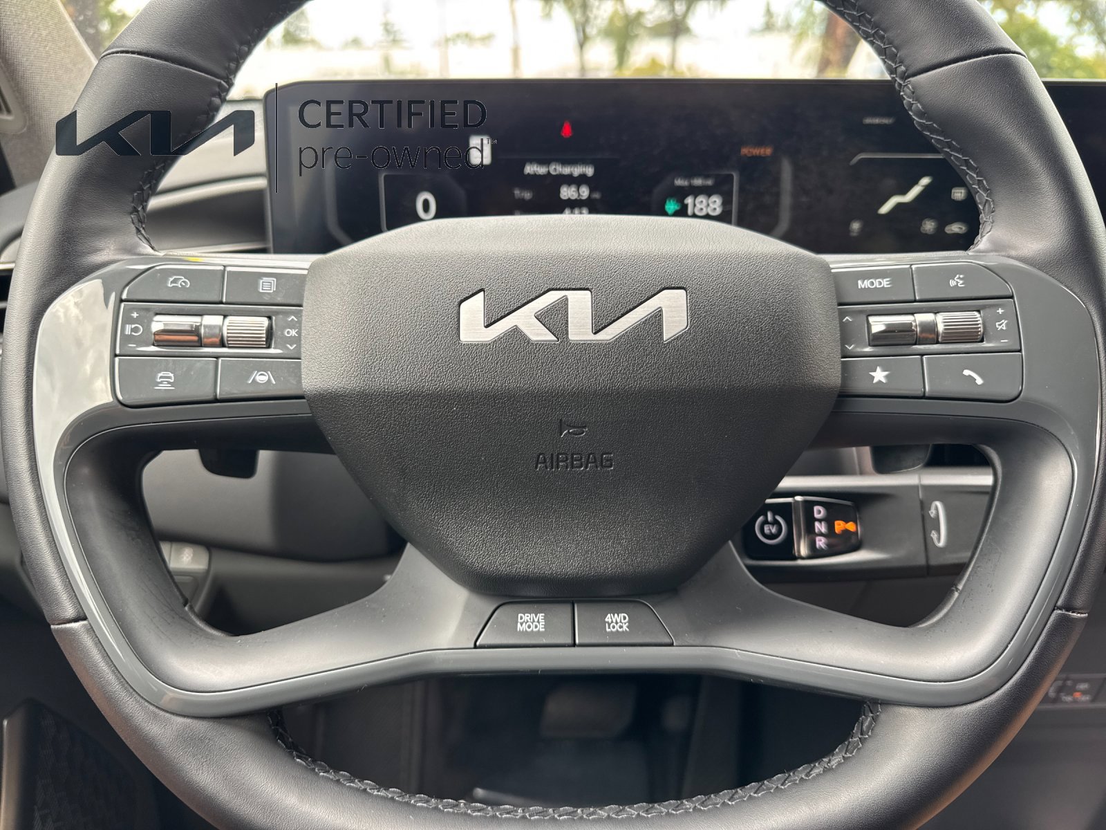 Certified 2024 Kia EV9 Wind AWD/4WD image 24