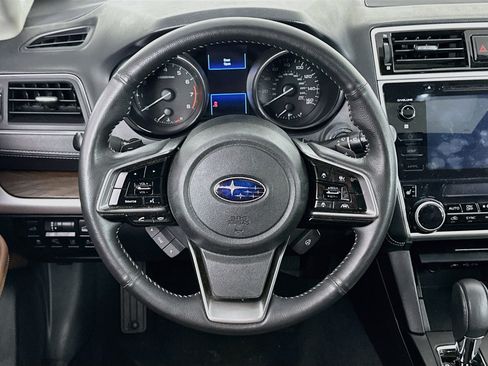 Used 2019 Subaru Outback 3.6R Touring w/ Popular Package #3A AWD/4WD image 18