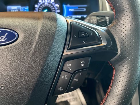 Used 2023 Ford Edge ST-Line image 20