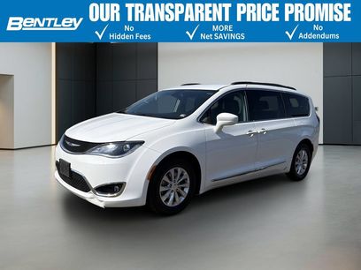 Used 2017 Chrysler Pacifica Touring-L