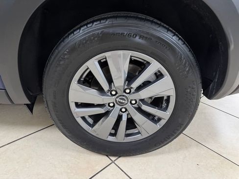 Used 2025 Nissan Pathfinder SV AWD/4WD image 24