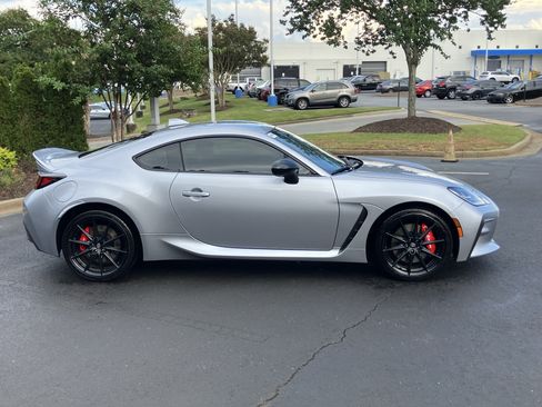 Used 2025 Toyota GR86 Premium w/ Performance Package RWD image 11