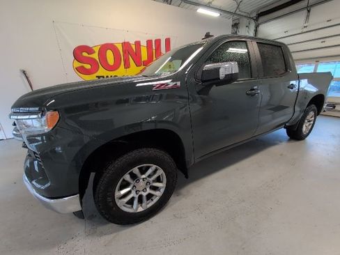 New 2026 Chevrolet Silverado 1500 LT image 2