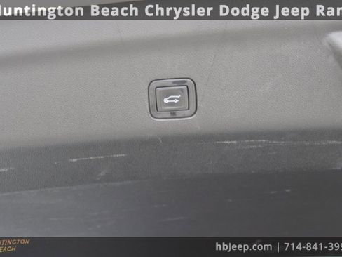 Used 2024 Chevrolet Tahoe LT image 39