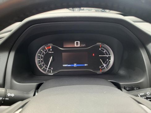 Used 2017 Honda Pilot Touring image 23