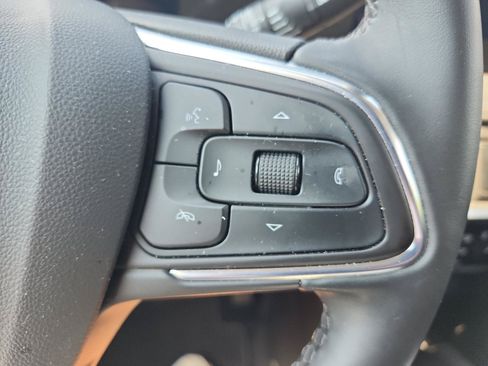 Certified 2024 Buick Encore GX Sport Touring FWD image 23
