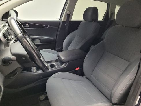 Used 2016 Kia Sorento FWD w/ LX Convenience Package image 17
