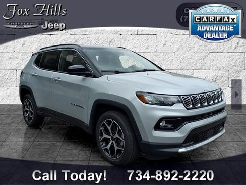New 2026 Jeep Compass Limited AWD/4WD image 1
