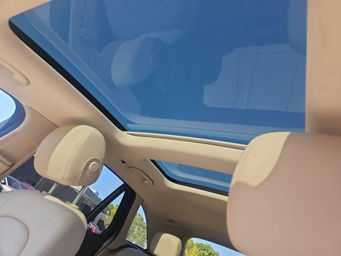 Used 2022 Mercedes-Benz GLC 300 image 30