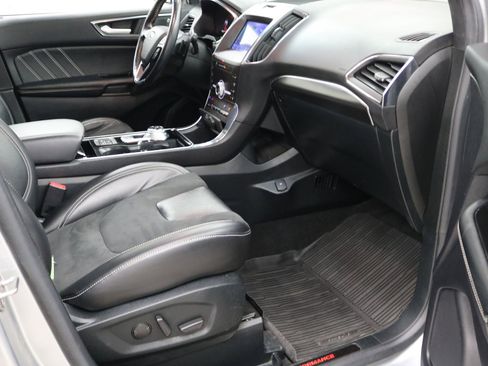 Used 2020 Ford Edge ST w/ Equipment Group 401A image 27