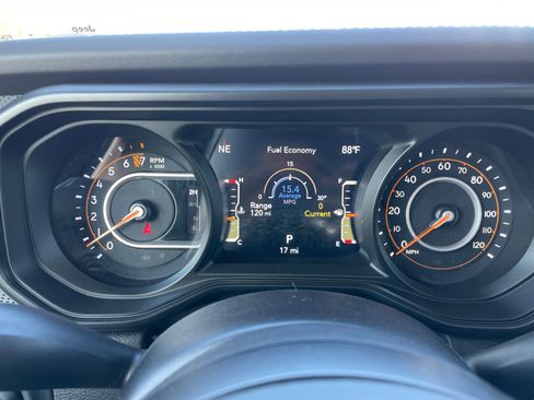 New 2025 Jeep Gladiator Rubicon w/ Convenience Group image 16