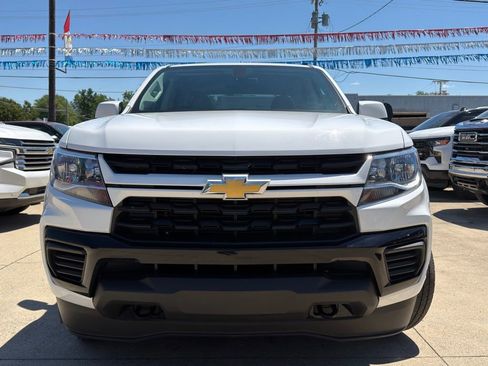 Used 2021 Chevrolet Colorado W/T w/ Custom Special Edition AWD/4WD image 14