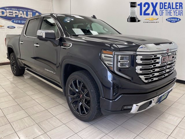 Used 2023 GMC Sierra 1500 Denali w/ Denali Reserve Package AWD/4WD image 1