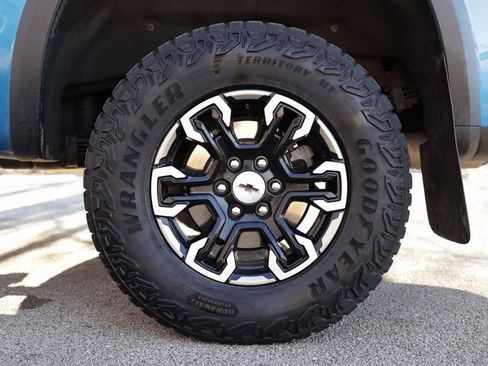 Certified 2023 Chevrolet Silverado 1500 ZR2 w/ Technology Package image 44