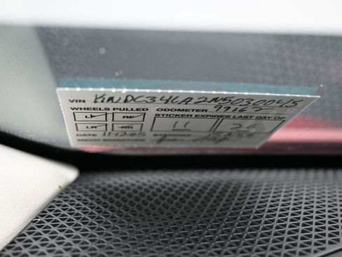 Used 2022 Kia EV6 Wind image 10