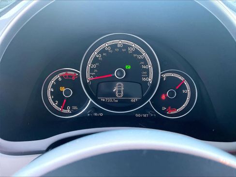 Used 2019 Volkswagen Beetle 2.0T SE image 23