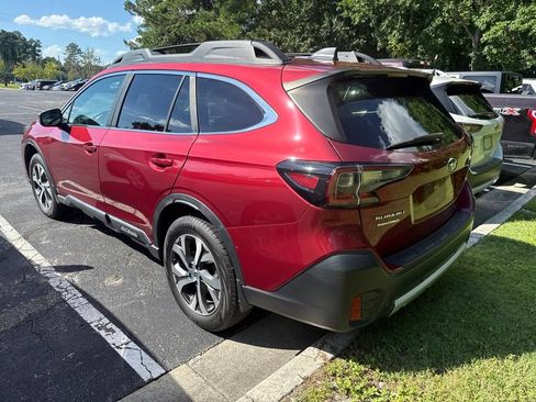 Used 2022 Subaru Outback Limited AWD/4WD image 2