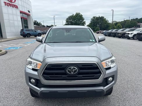 Used 2019 Toyota Tacoma SR5 RWD image 8