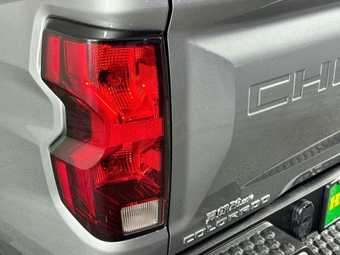 Used 2023 Chevrolet Colorado LT w/ LT Convenience Package II RWD image 53