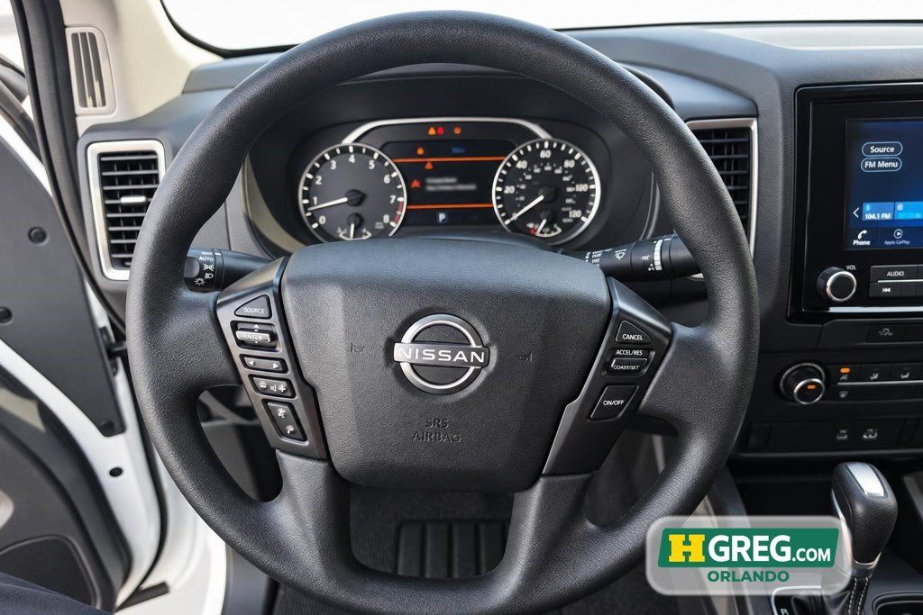 Used 2024 Nissan Frontier SV RWD image 14