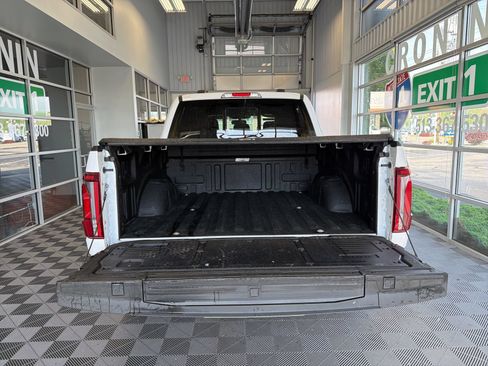 Used 2024 Ford F150 Lariat w/ Bed Utility Package AWD/4WD image 10